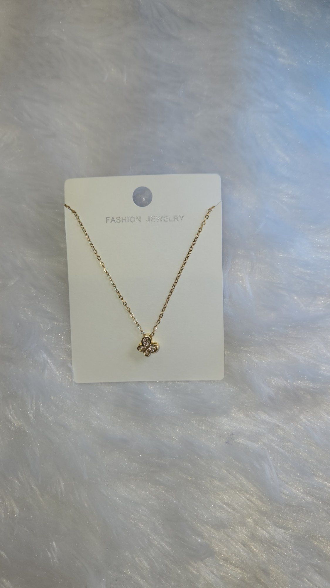 Gold tiny butterfly pendant chain *
