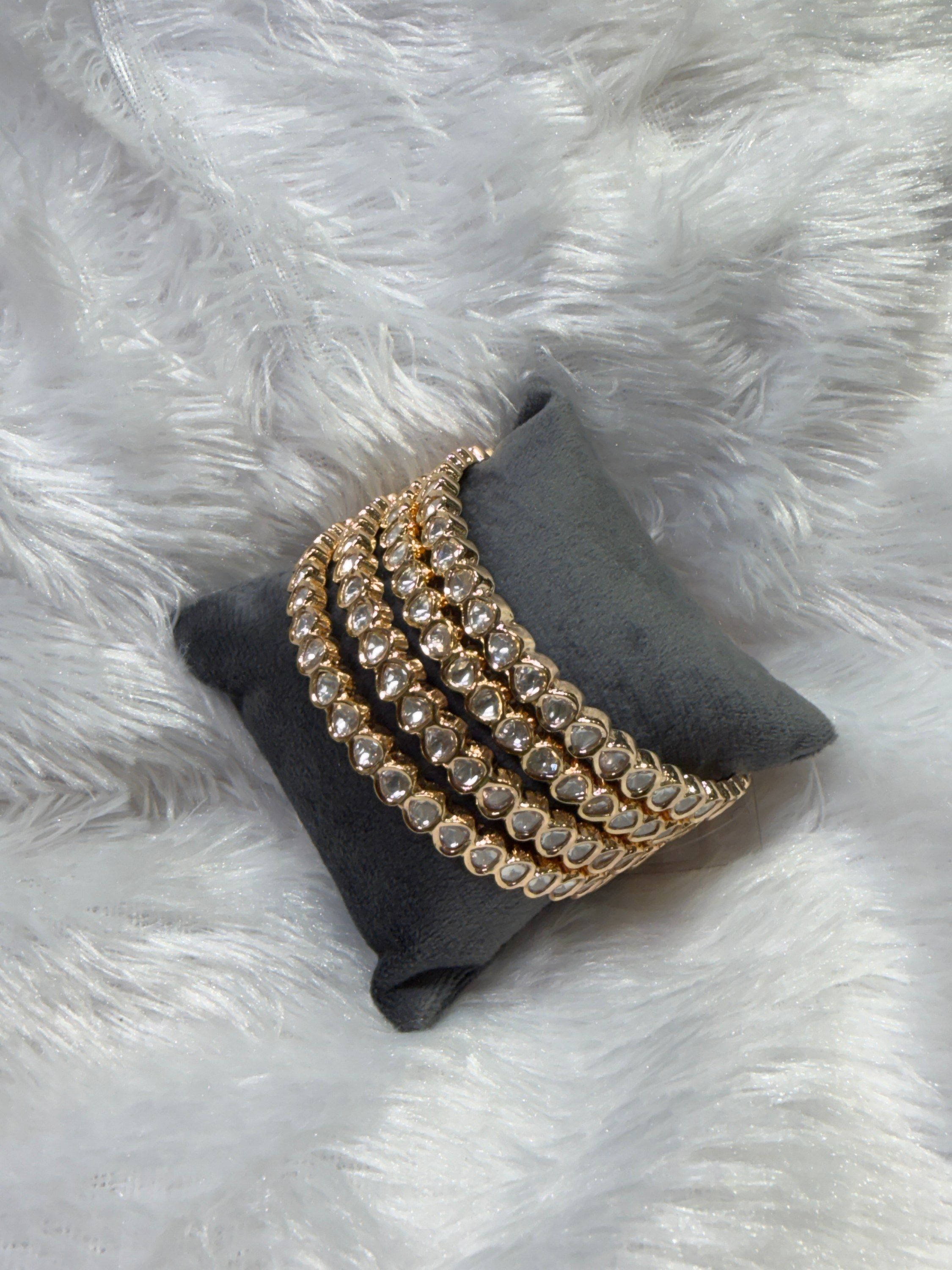Round polki stone bangle stack