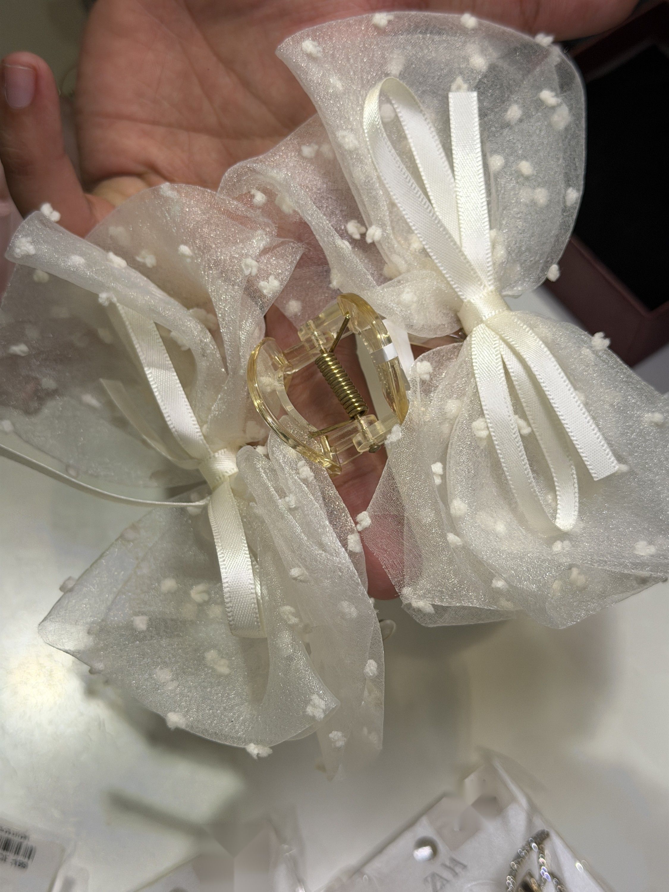 Dotted organza bow hair clutcher, ivory