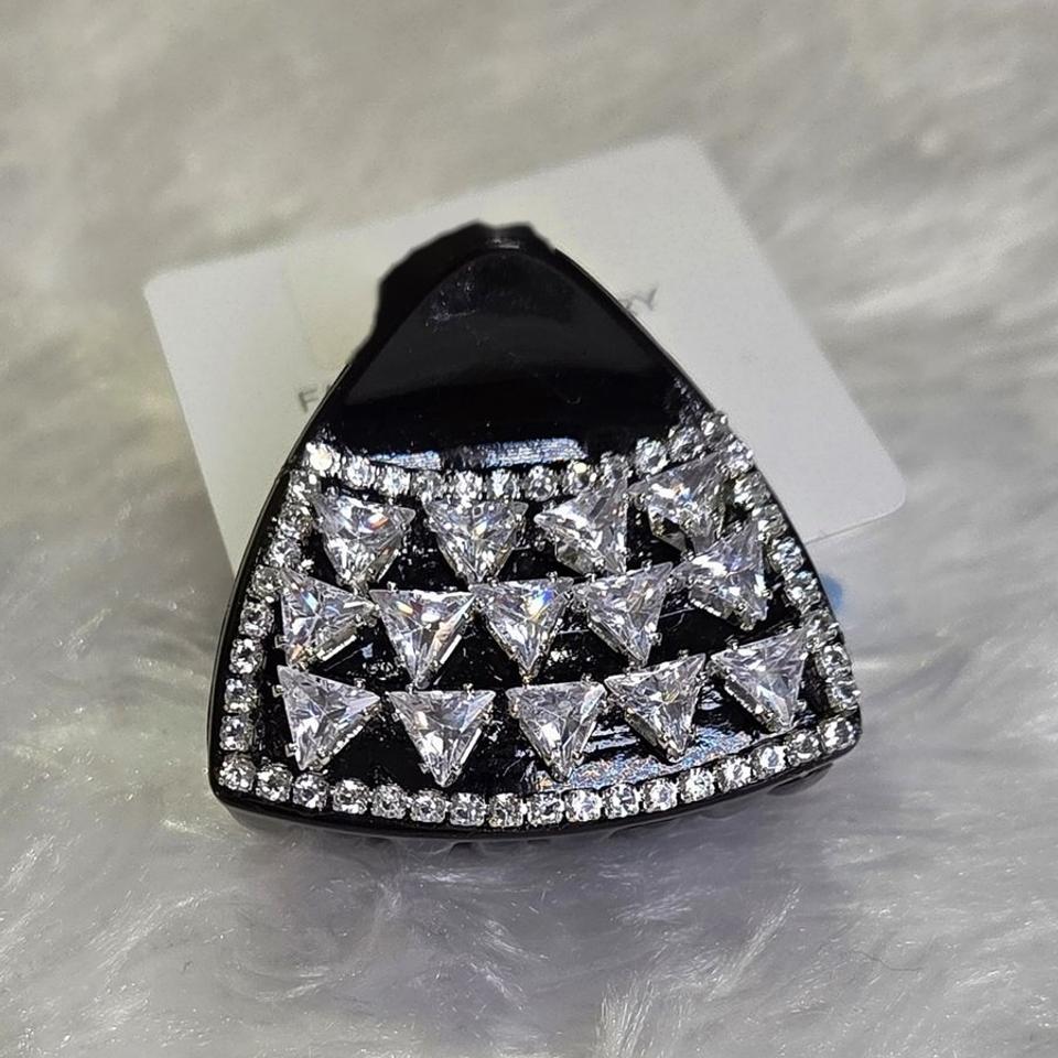 Crystal heart triangle claw clip *
