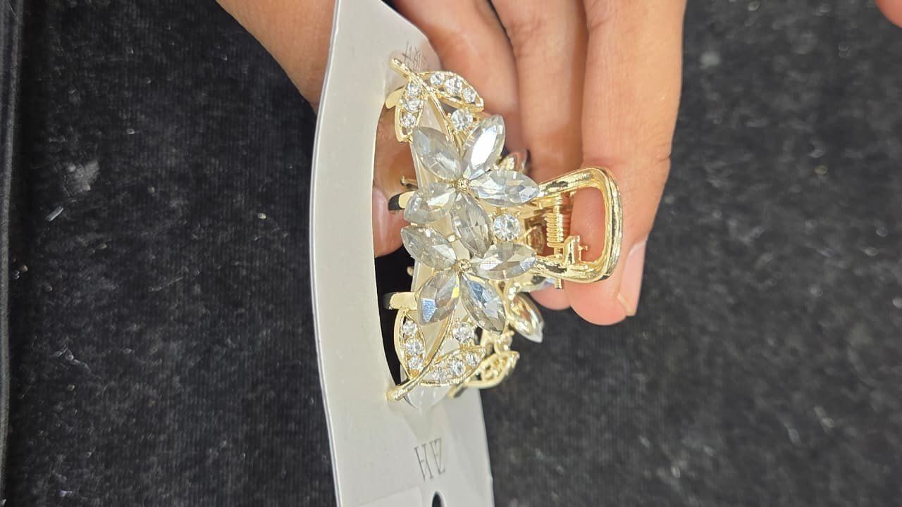 Crystal flower metal claw clip *