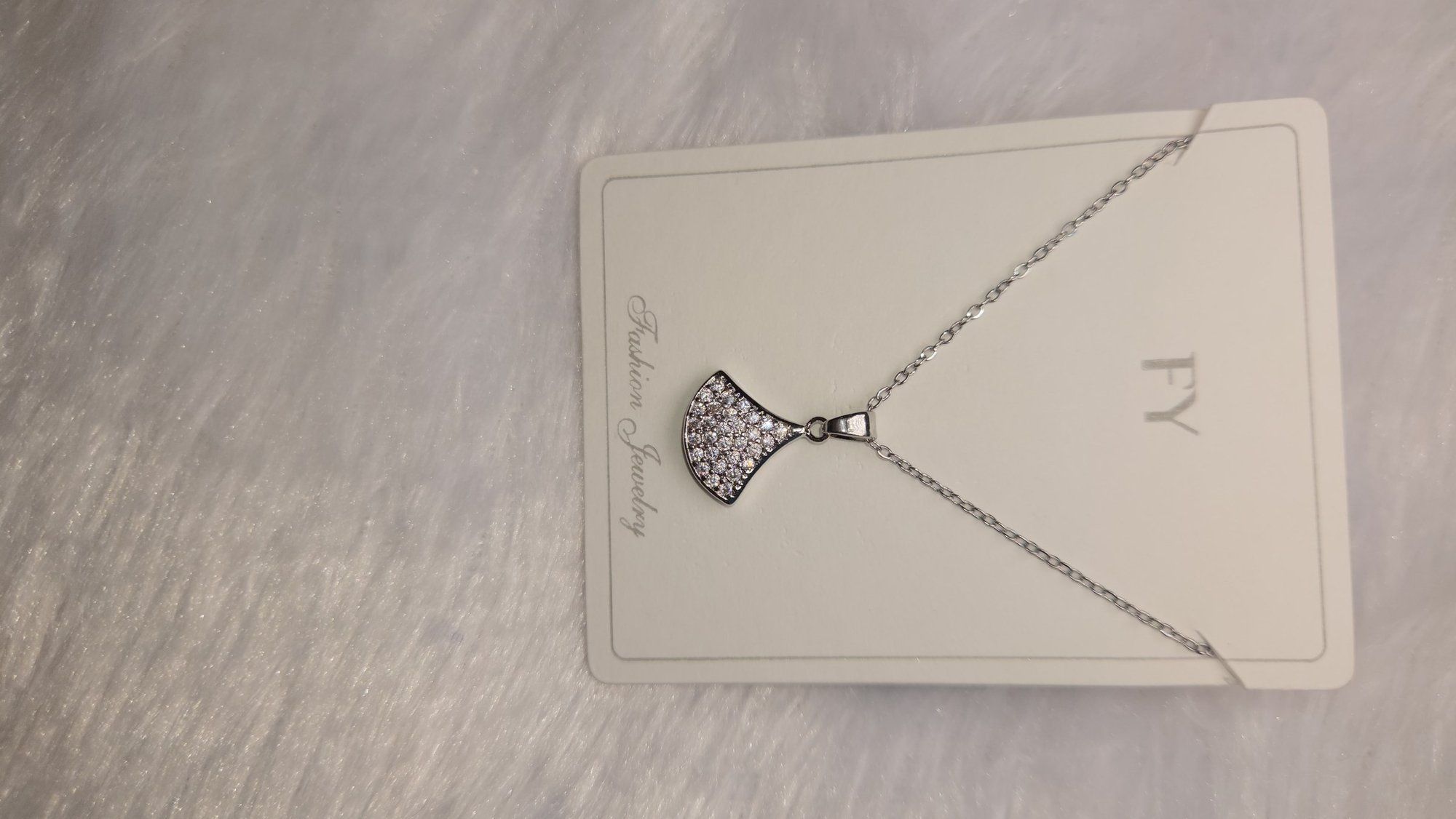 Silver fan stone pendant chain *