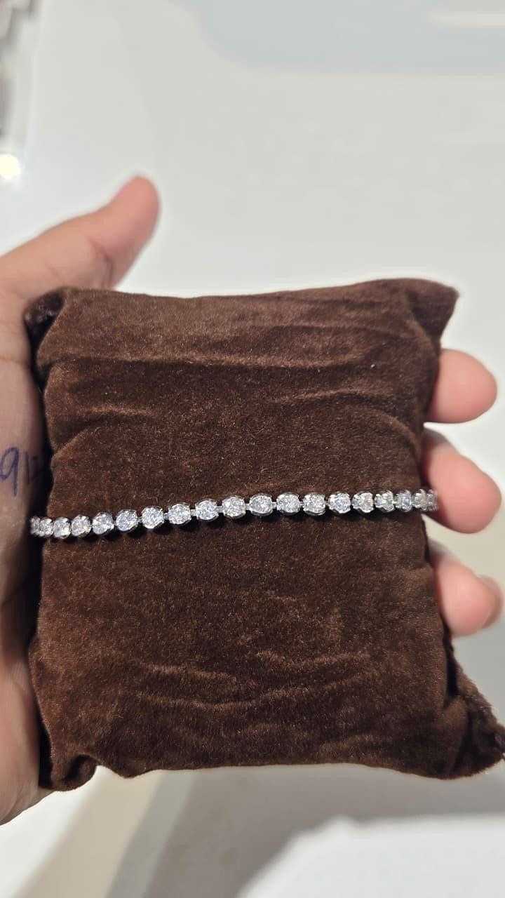 Silver tennis bracelet *