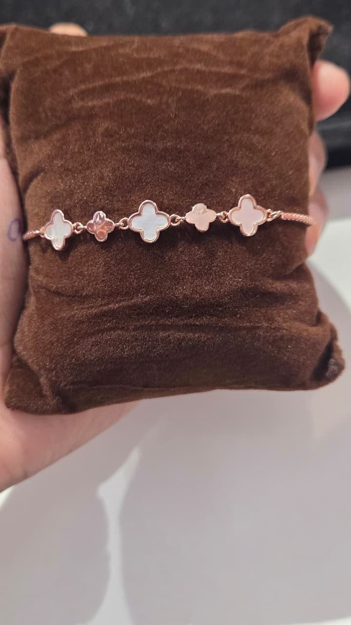 Rose gold clover link bracelet *