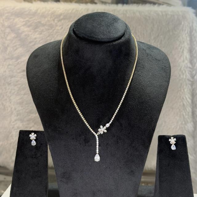Flower drop pendant chain set