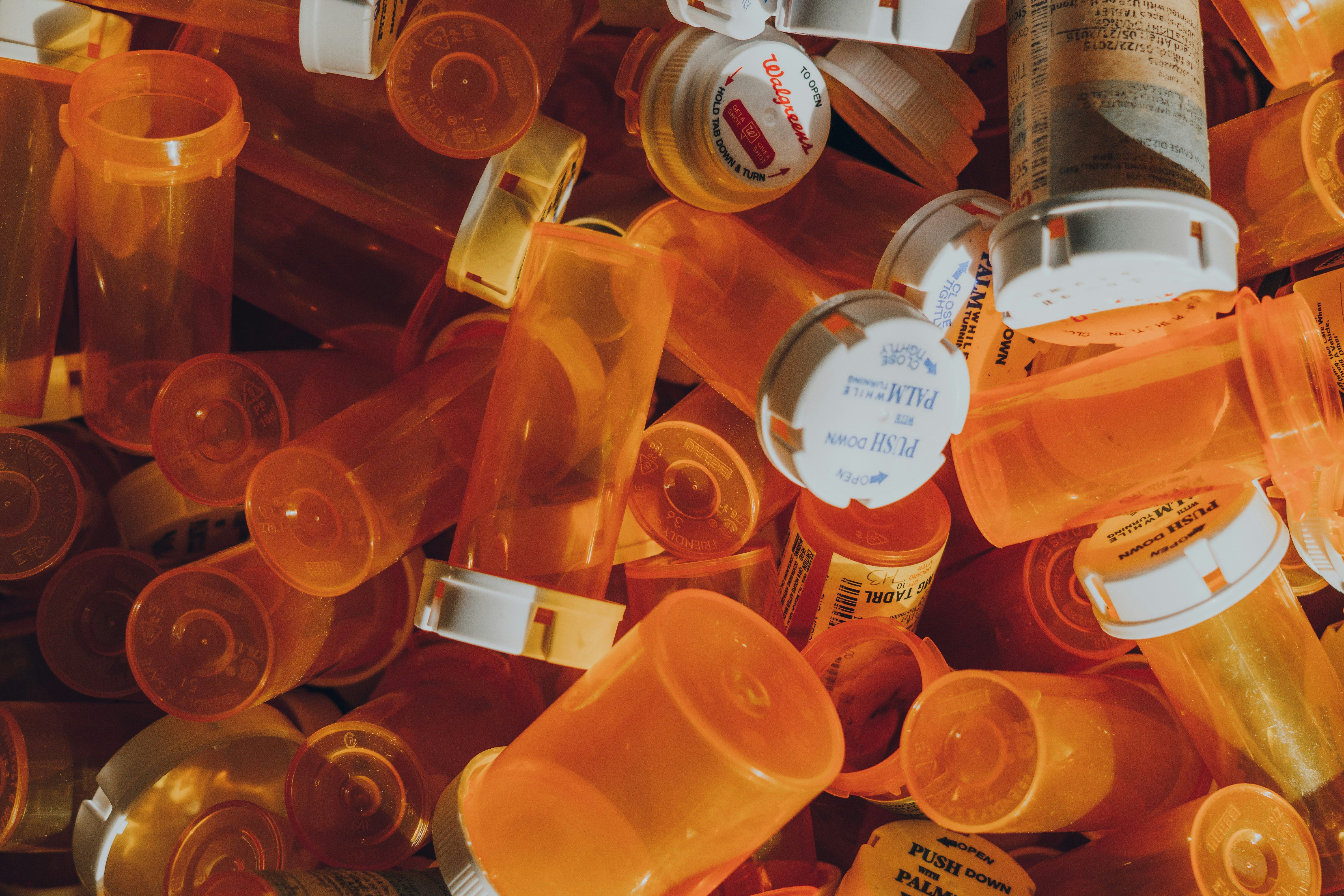 Cover Image for Charged with Distribution of a Controlled Substance: Now What?