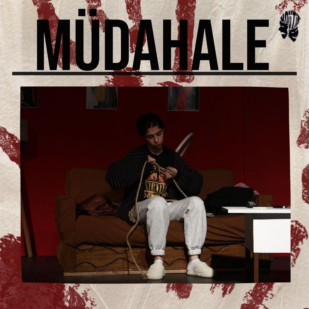 Müdahale oyunundan sahne fotoğrafı 2