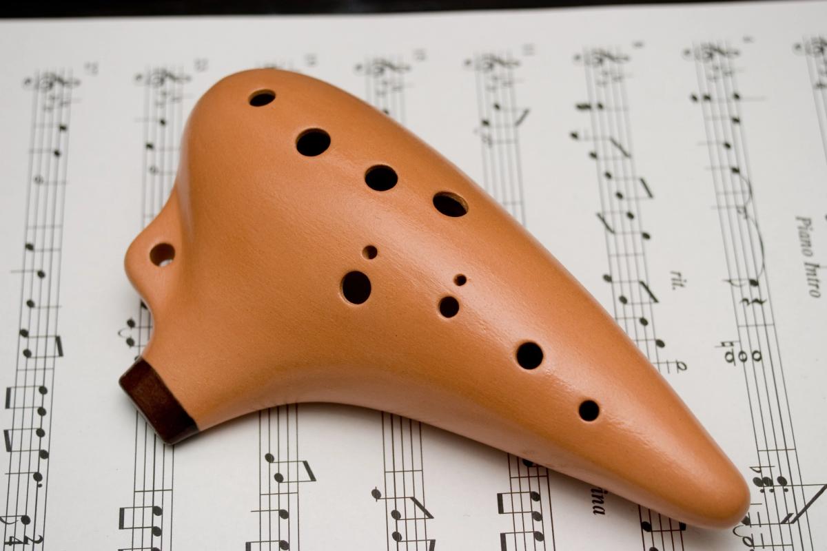 Atelier de fabrication d'ocarina en argile