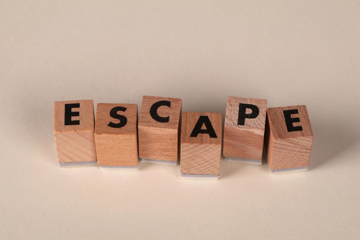 ESCAPEBOX