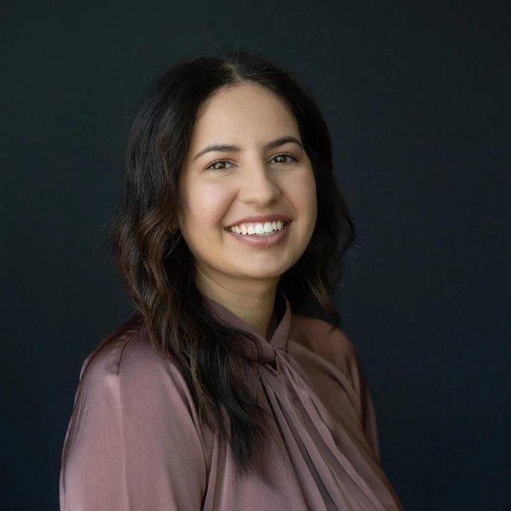 Portrait of Michelle Viveiros