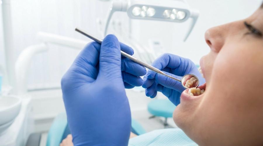 Cara Menyikat Gigi yang Benar Menurut Dokter Gigi
