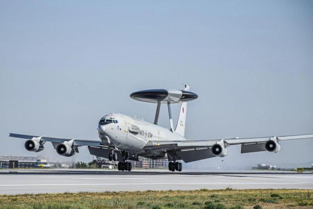 Rusijos dronas smogė NATO teritorijai – Budrys ragina Aljansą reaguoti stipriau