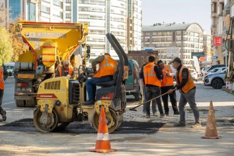 Lazdijuose baigtas Vilniaus gatvės remontas: naujas asfaltas ir dvi atnaujintos aikštelės