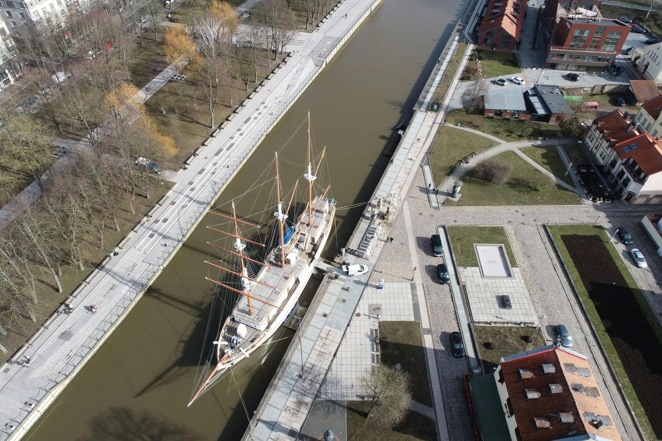 Trys skrydžiai, kurių uostas nematė — iki šiol