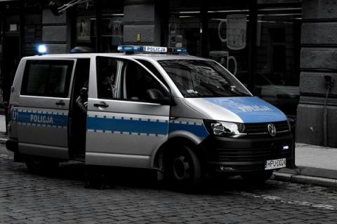 Dzūkijoje per vieną dieną sulaikyti du įtariamieji: narkotikai automobilyje ir augalai rūsyje