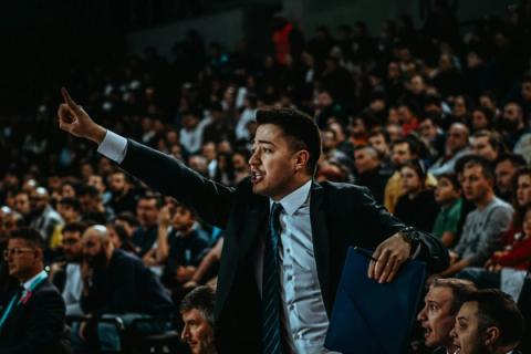 Pusė milijono eurų ir krepšinio arena: VTEK aiškinasi, ar Benkunsko kelionė į Ispaniją buvo dovana