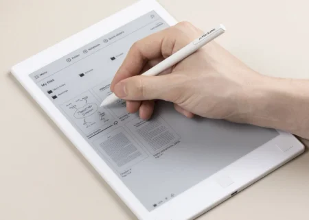 reMarkable paper tablet with Marker. "My files" menu displayed.