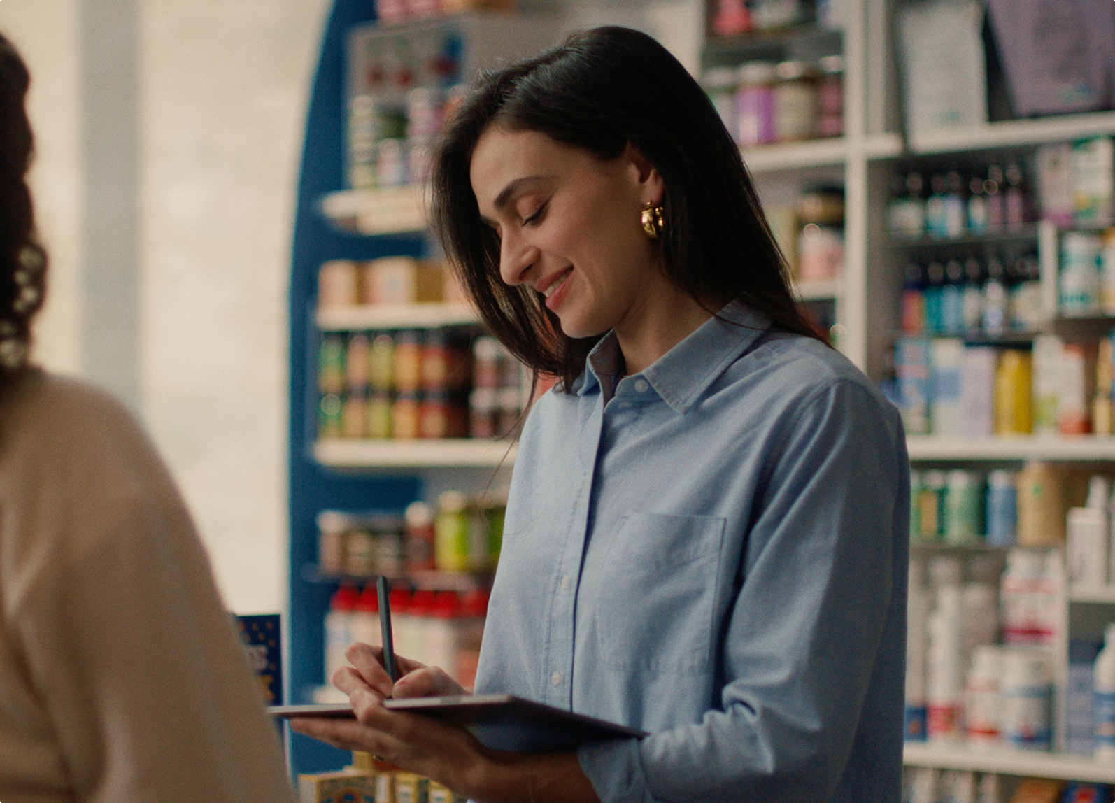  Becca Millstein taking notes on her reMarkable Paper Pro.