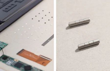 The 1.4 mm battery in reMarkable 2 is about as thick as ten sheets of paper.