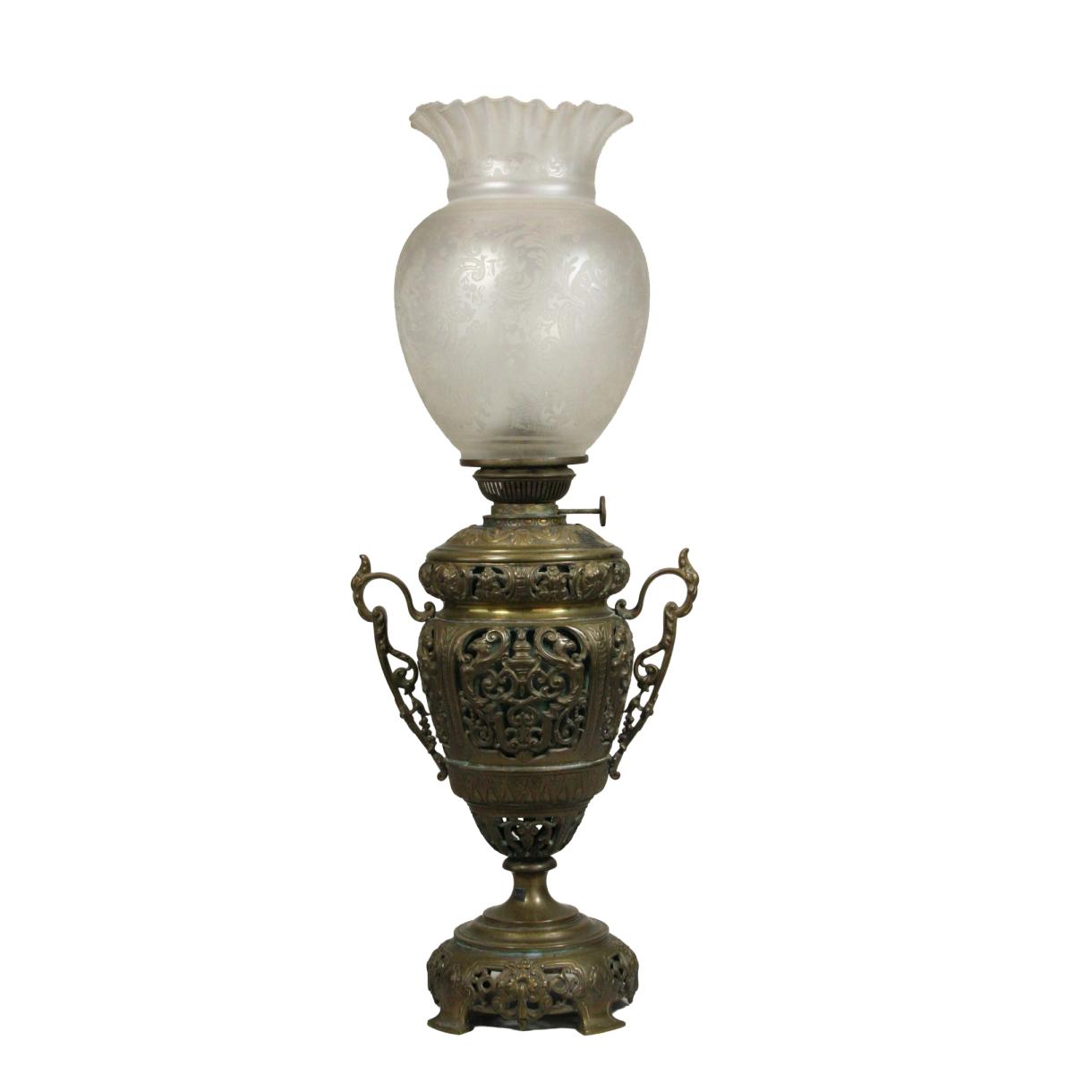 Petroleumlampe aus Messing