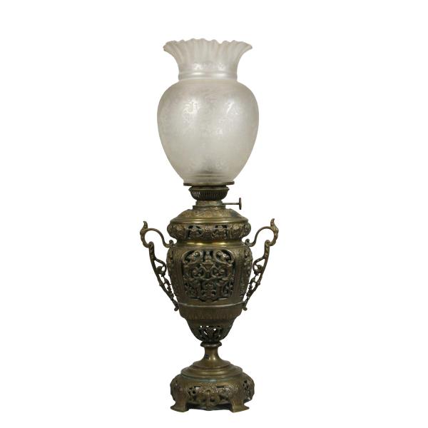 Petroleumlampe aus Messing