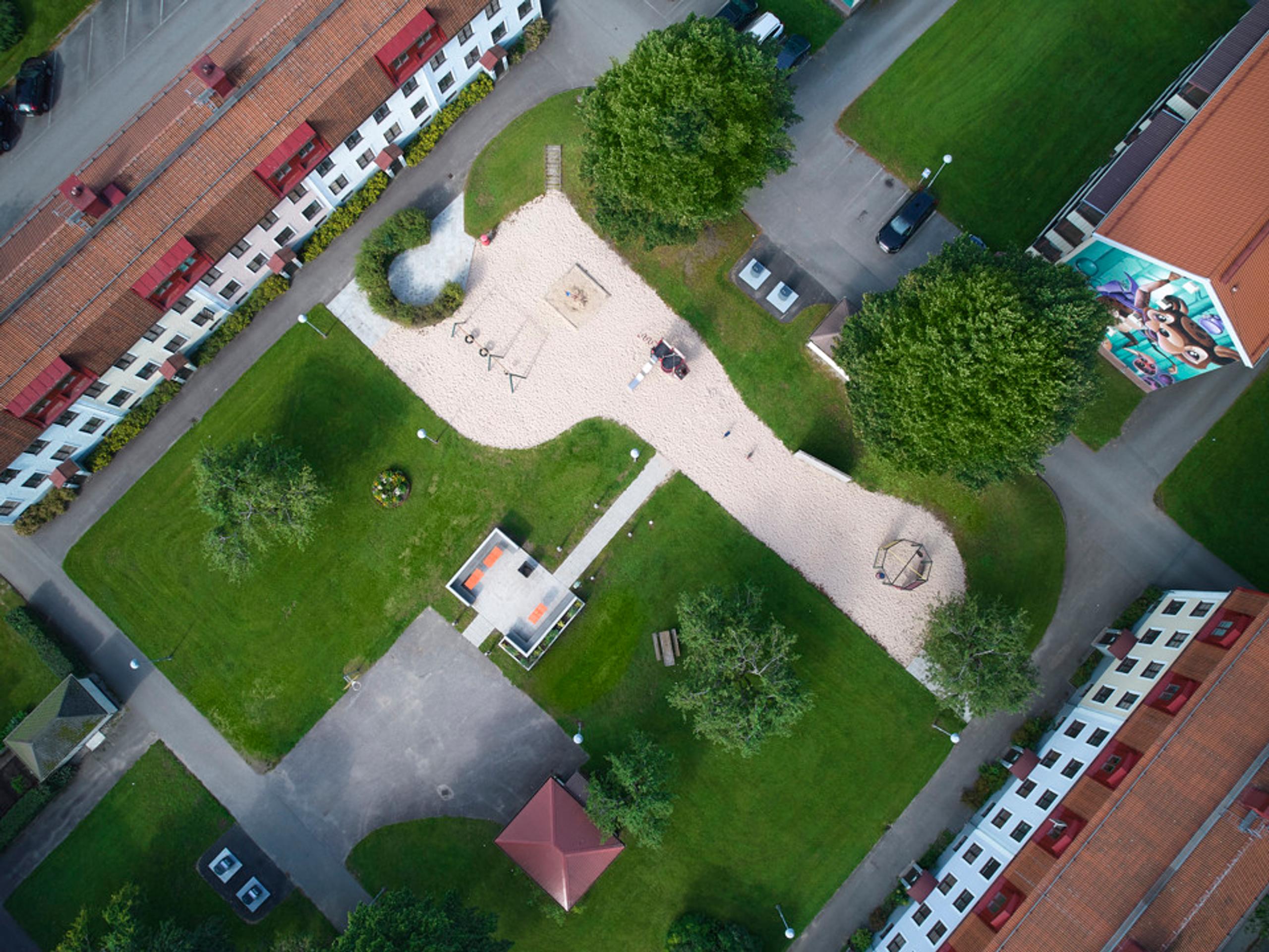 Overview of a playground in Norrby