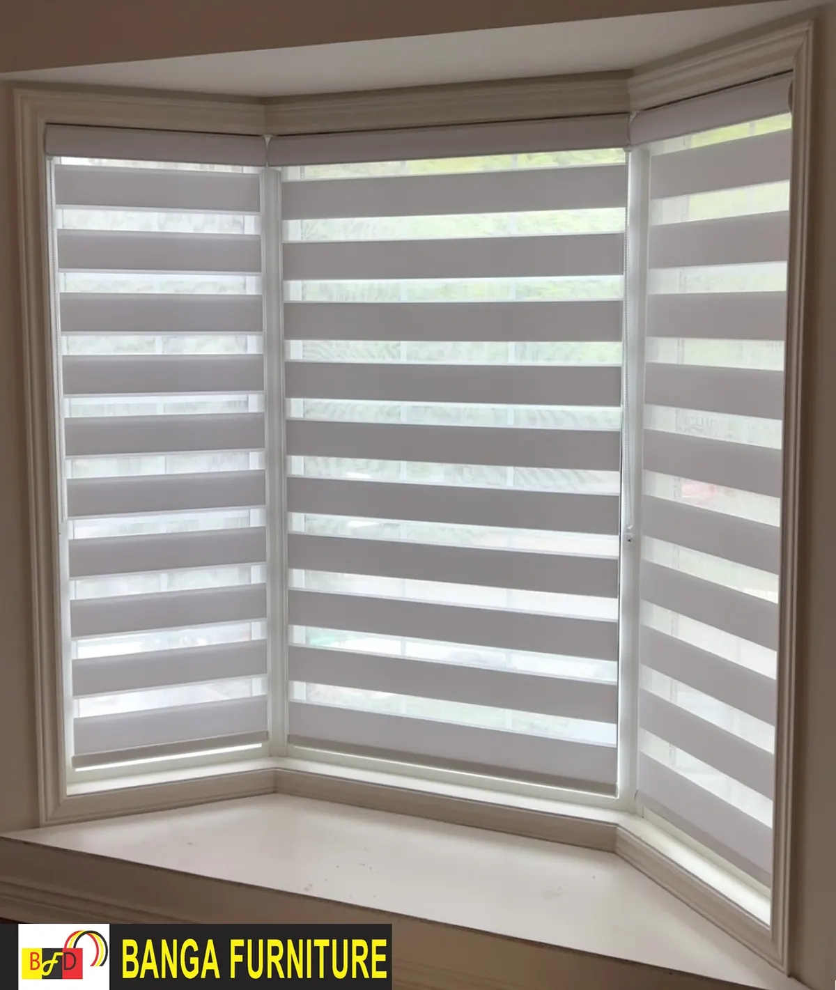 Window covering — photo 1