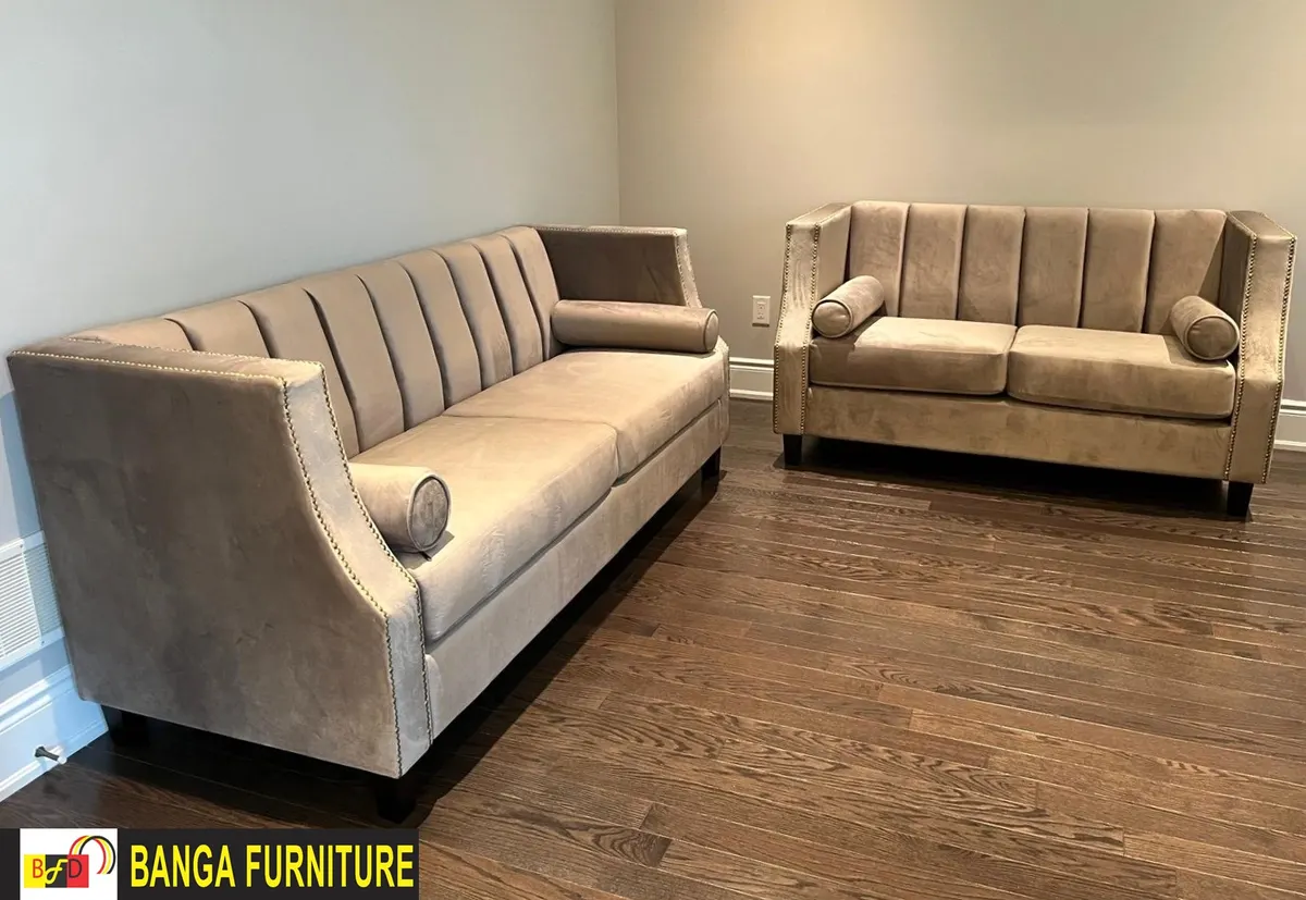 Custom sofa — photo 1