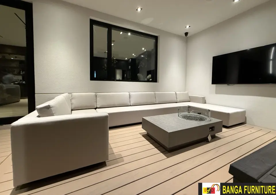 Sofas and sectionals