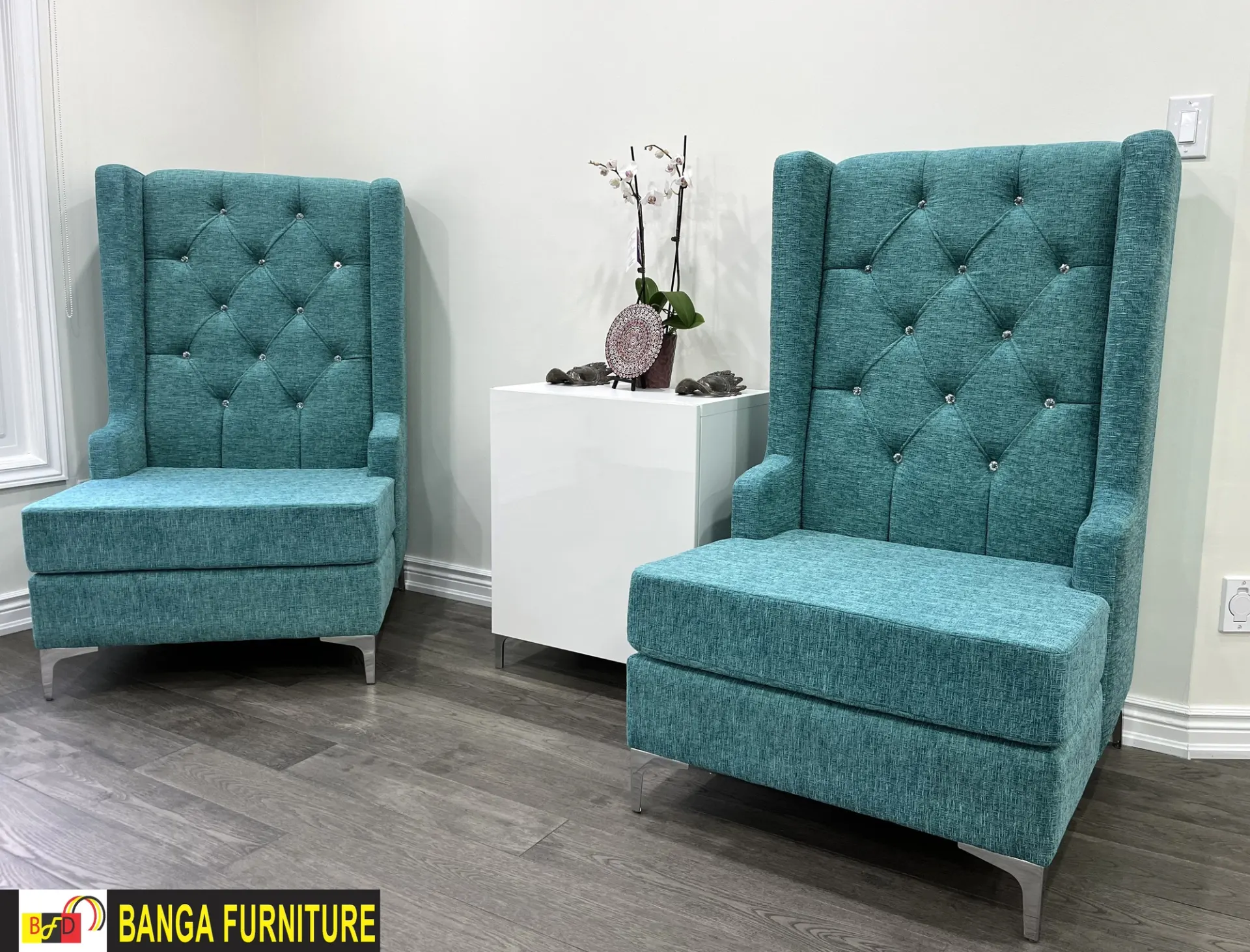 Banga Furniture showroom serving Toronto and Mississauga