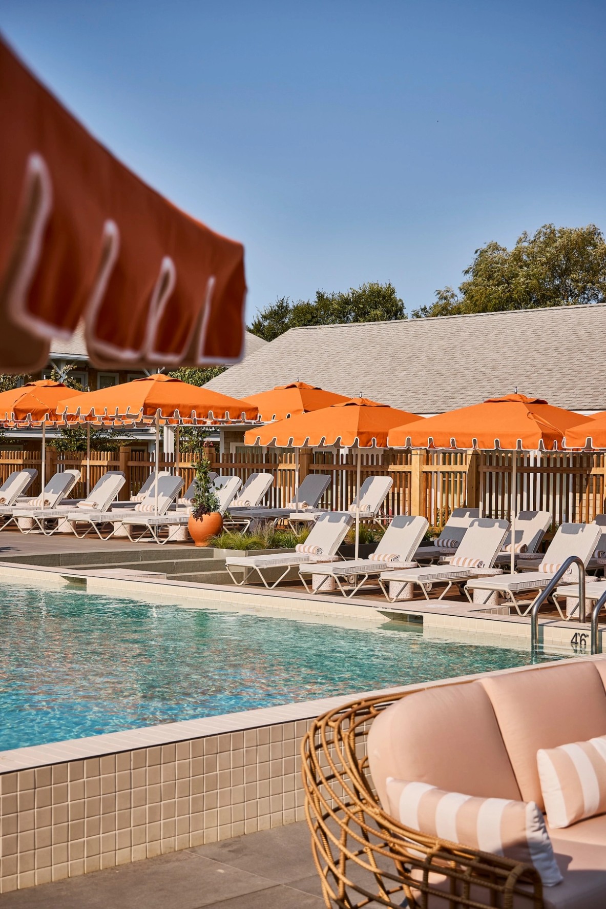 Miroslava-Land-and-Design-Nantucket-Landscape-Architecture-The-Beachside-Poolside-Escape