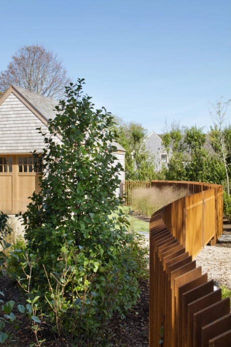 Miroslava-Land-and-Design-Nantucket-Landscape-Architecture-Beacon-View-Fence-Detail