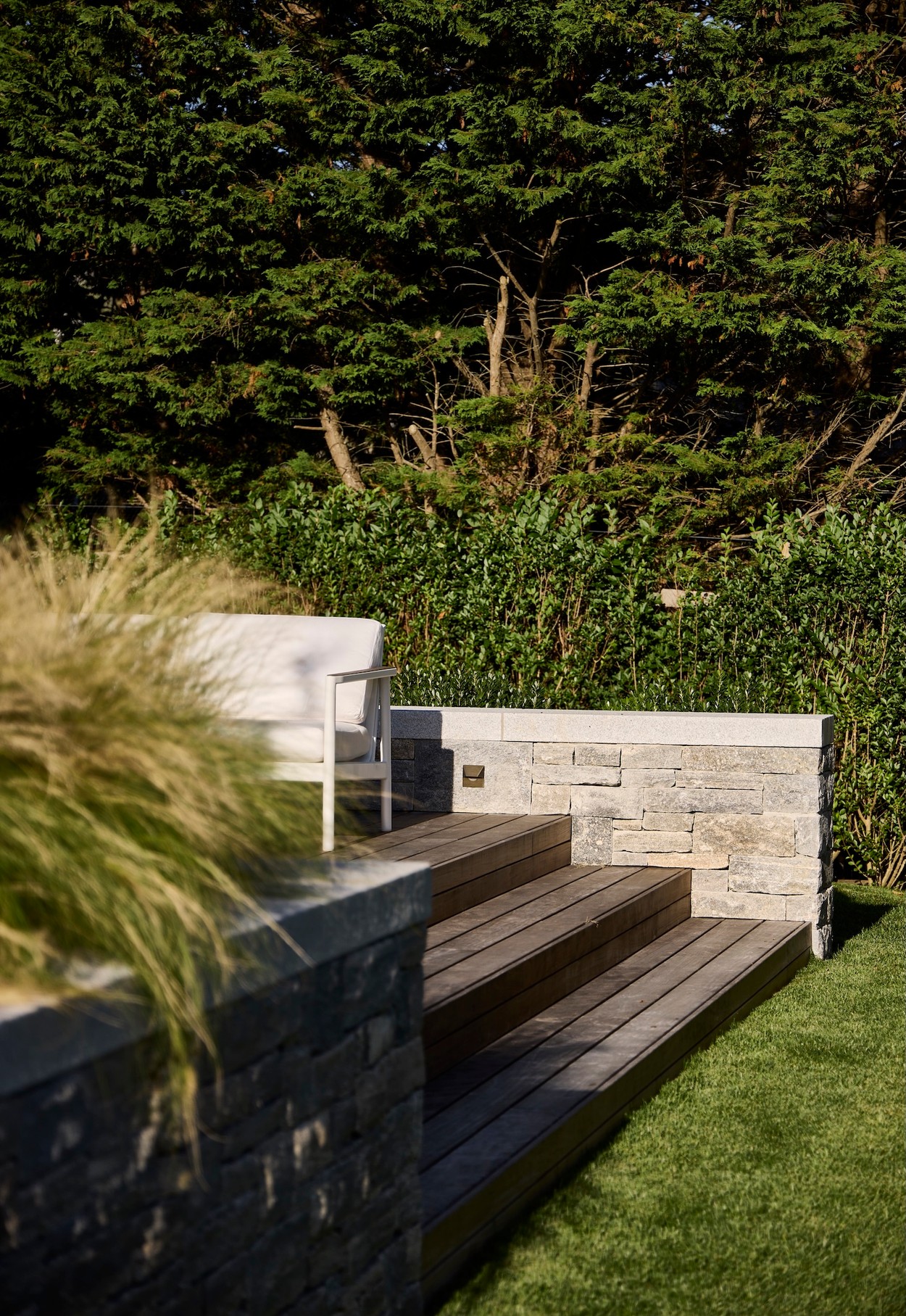 Miroslava-Land-and-Design-Nantucket-Landscape-Architecture-Edge-of-Town-Garden-Terrace-Steps