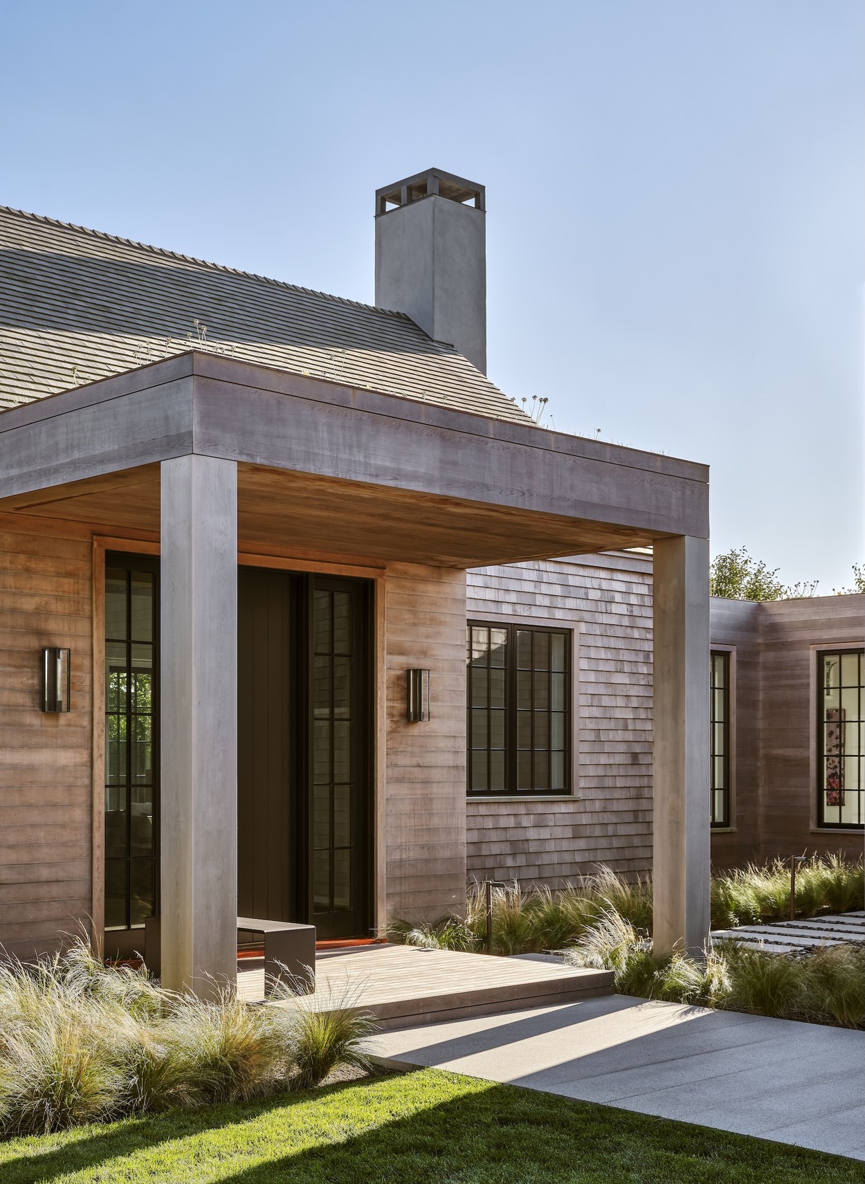 Miroslava-Land-and-Design-Nantucket-Landscape-Architecture-New-Age-Farm-Entryway-Design