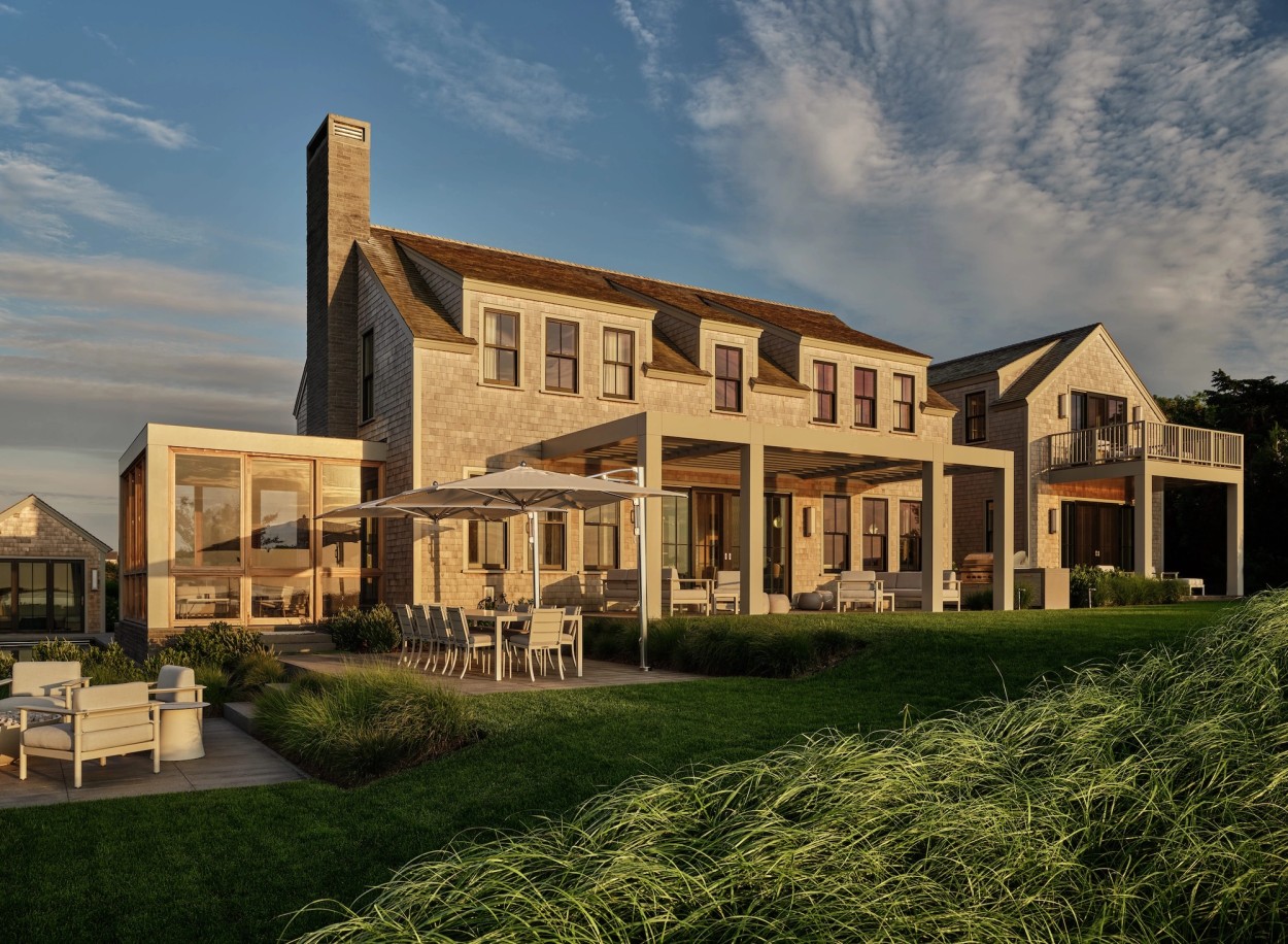 Miroslava-Land-and-Design-Nantucket-Landscape-Architecture-Shawkemo-Retreat-Elegant-Beachfront-Residence