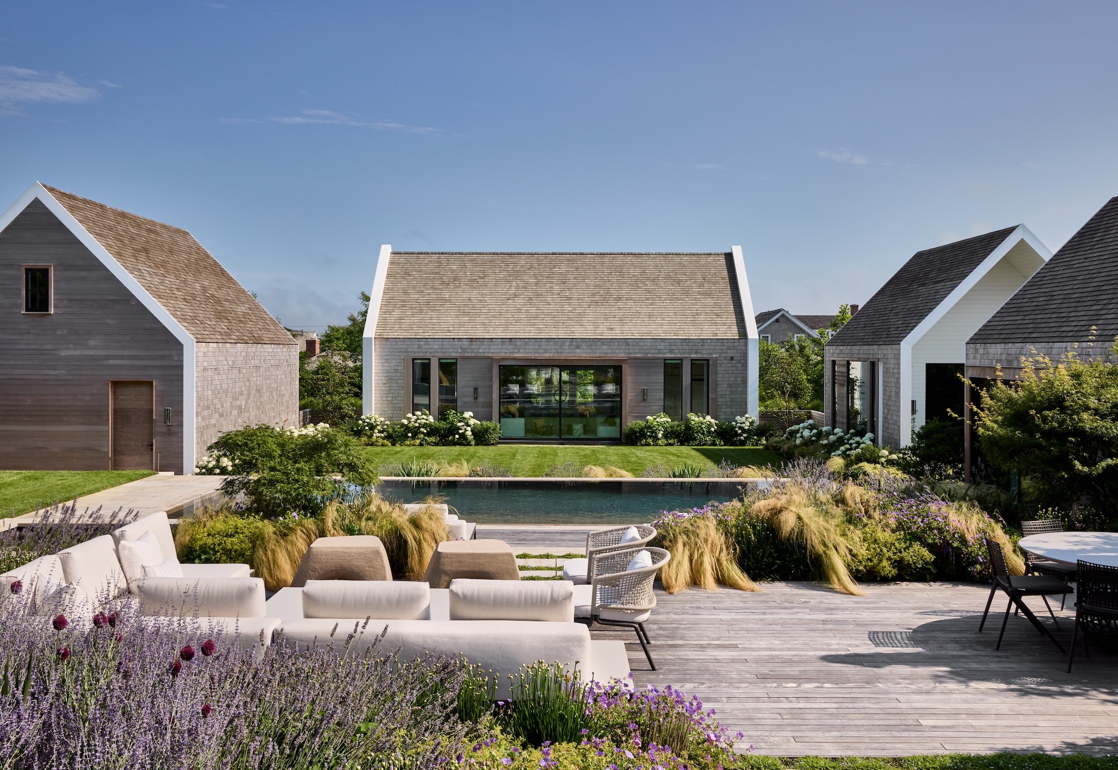 Miroslava-Land-and-Design-Nantucket-Landscape-Architecture-Courtyard-House-Tranquil-Garden-Retreat