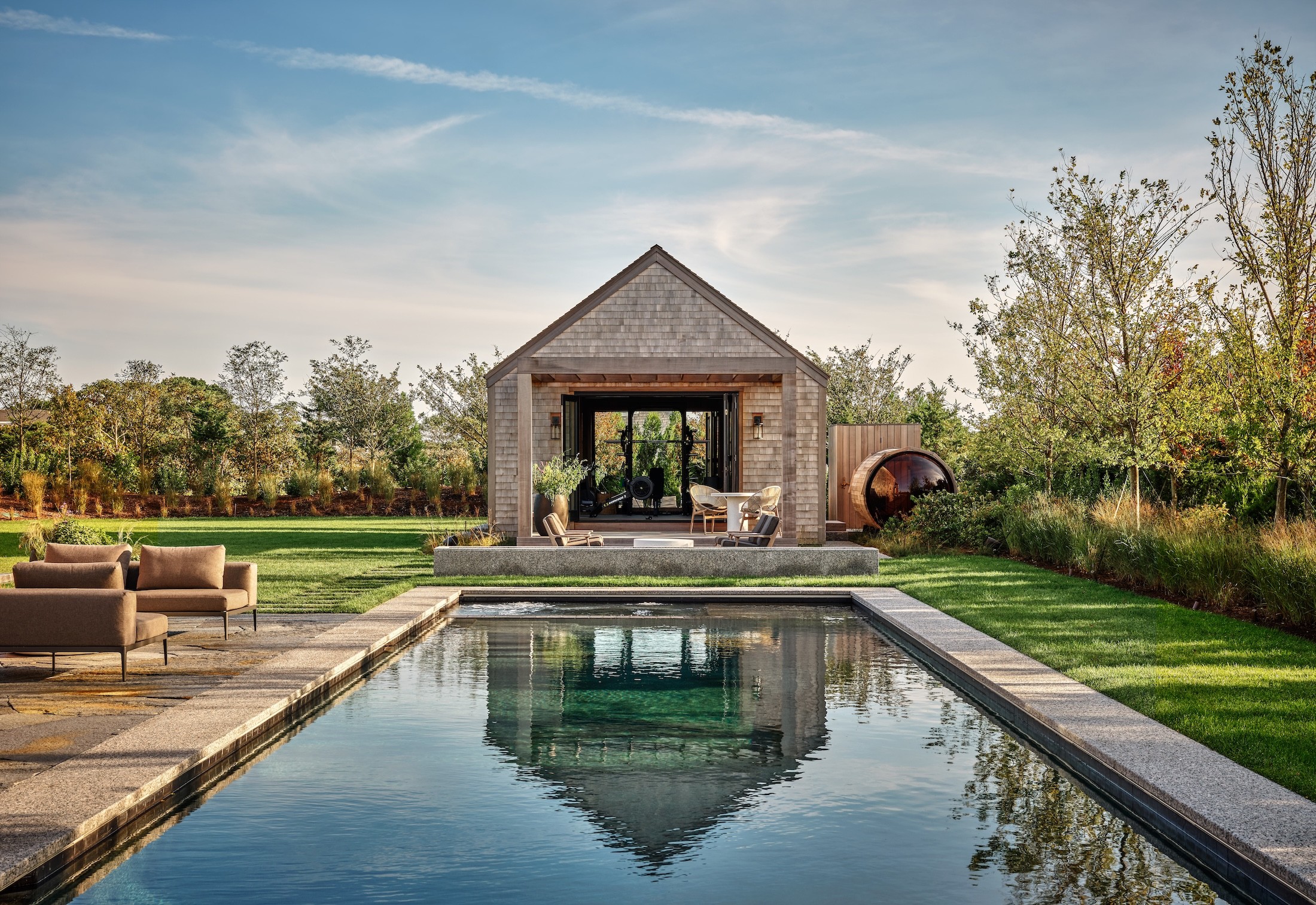 Miroslava-Land-and-Design-Nantucket-Landscape-Architecture-Cannonbury-Place-Poolside-Serenity-Cottage-View