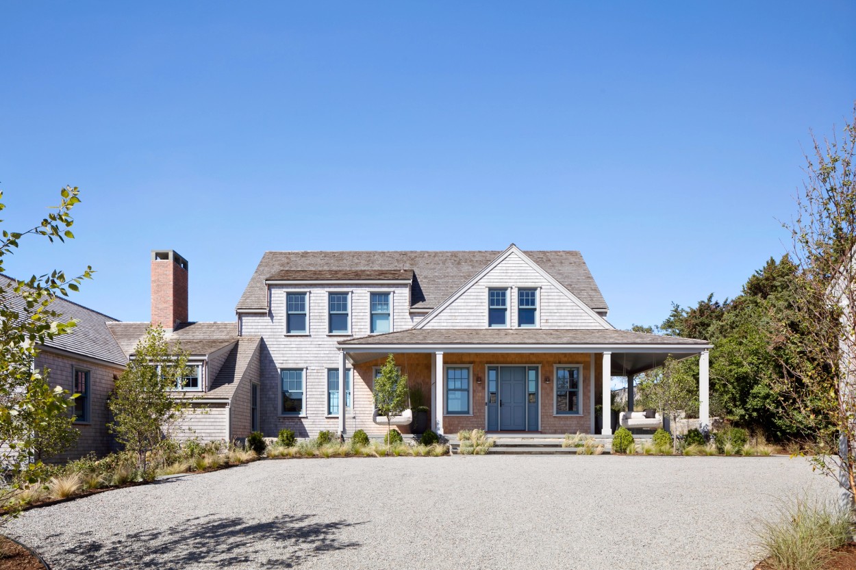 Miroslava-Land-and-Design-Nantucket-Landscape-Architecture-North-Side-Front-Entryway