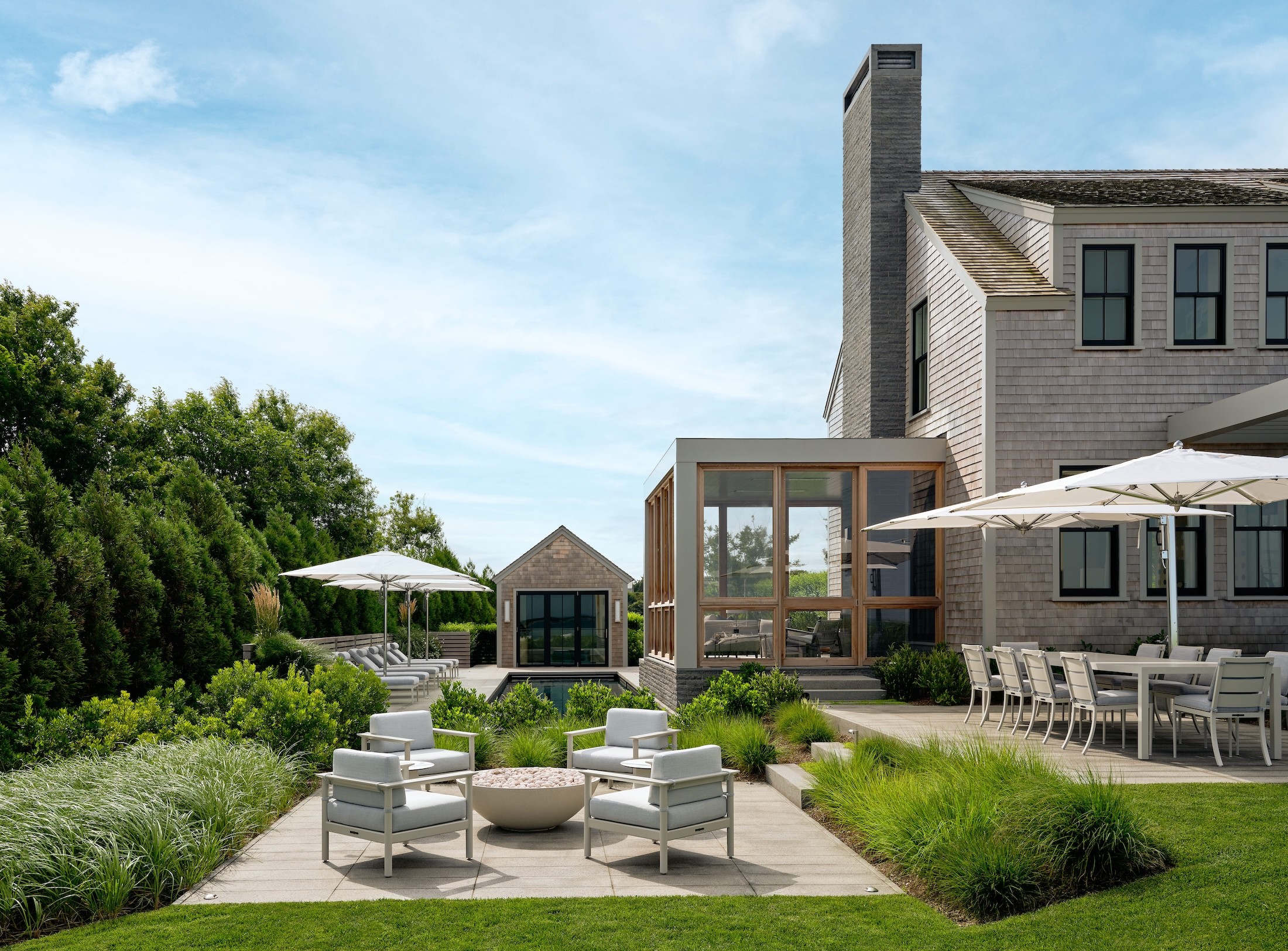 Miroslava-Land-and-Design-Nantucket-Landscape-Architecture-Shawkemo-Retreat-Elegant-Outdoor-Living-Space