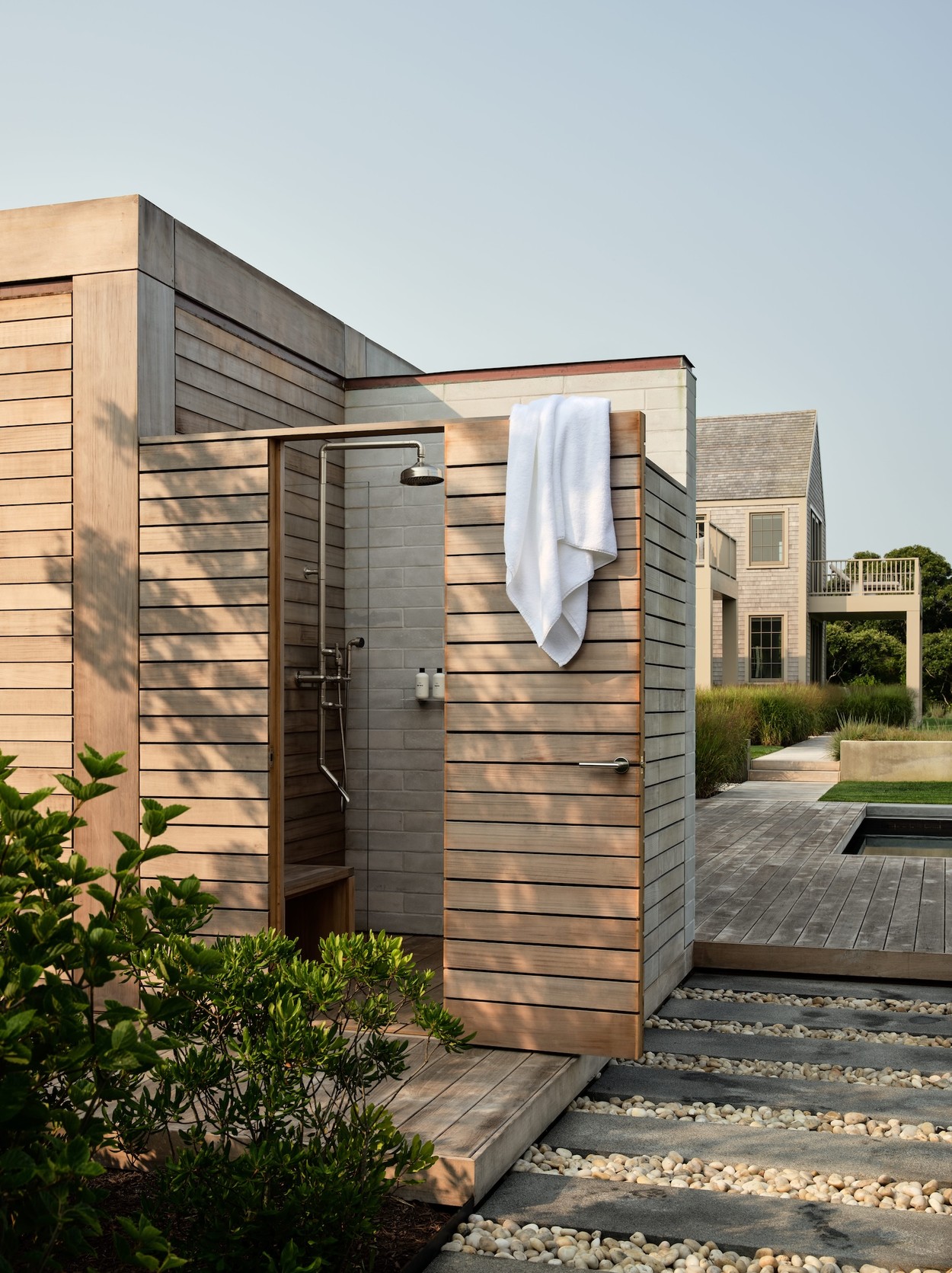 Miroslava-Land-and-Design-Nantucket-Landscape-Architecture-Pocomo-Estate-Outdoor-Shower-By-Pool