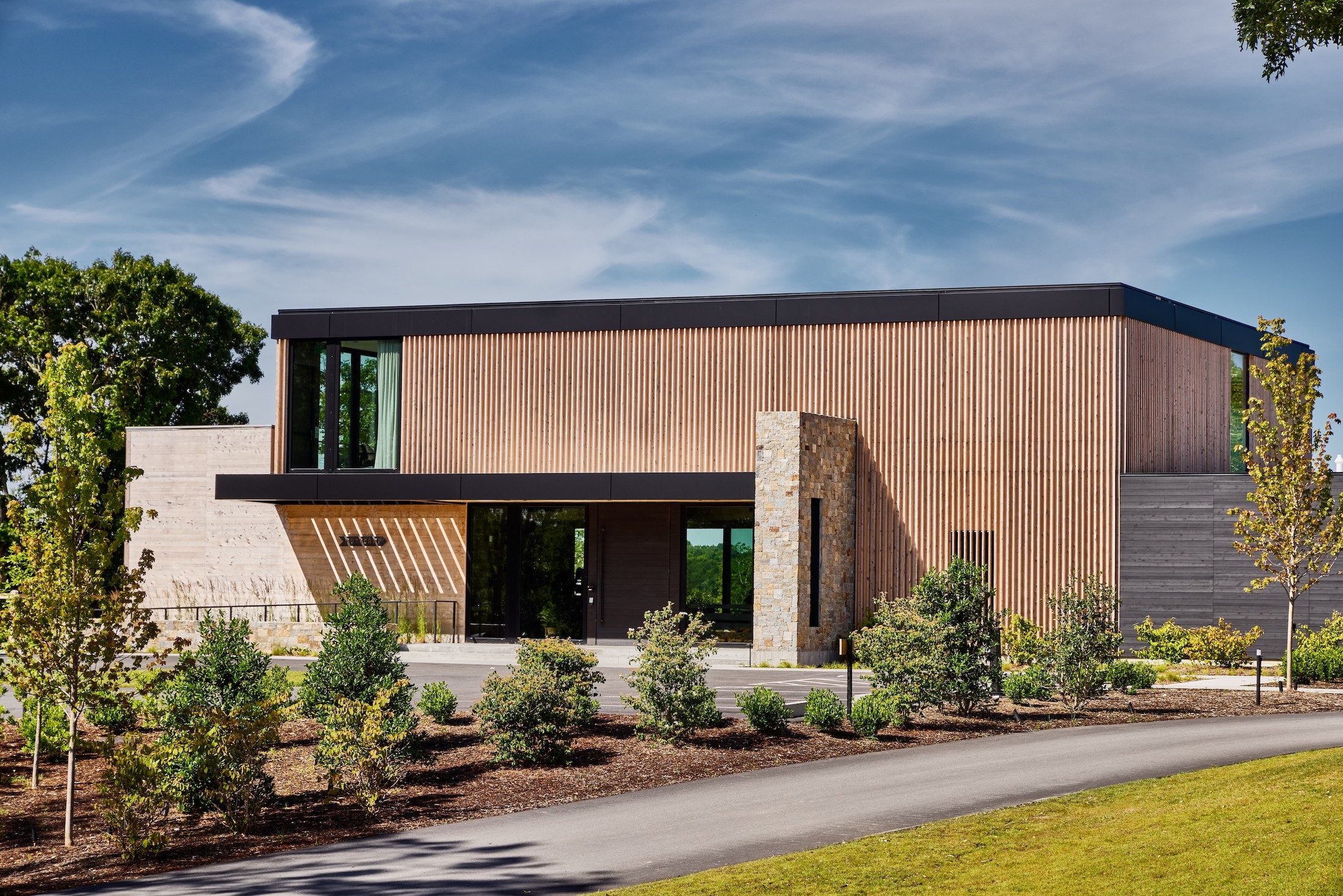 Miroslava-Land-and-Design-Nantucket-Landscape-Architecture-Autocamp-Cape-Cod-Side-Exterior