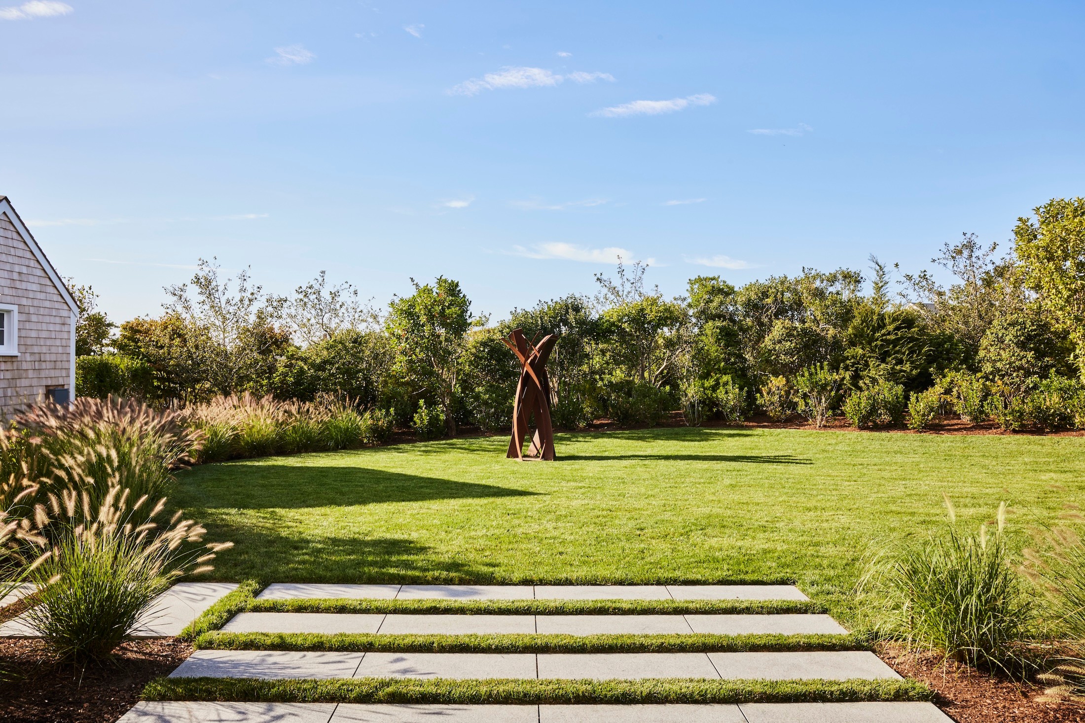 Miroslava-Land-and-Design-Nantucket-Landscape-Architecture-Sculptural-Garden-Landscape
