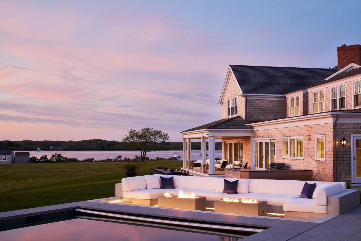 Miroslava-Land-and-Design-Nantucket-Landscape-Architecture-Polpis-Harbor-Lakeside-Evening-Retreat