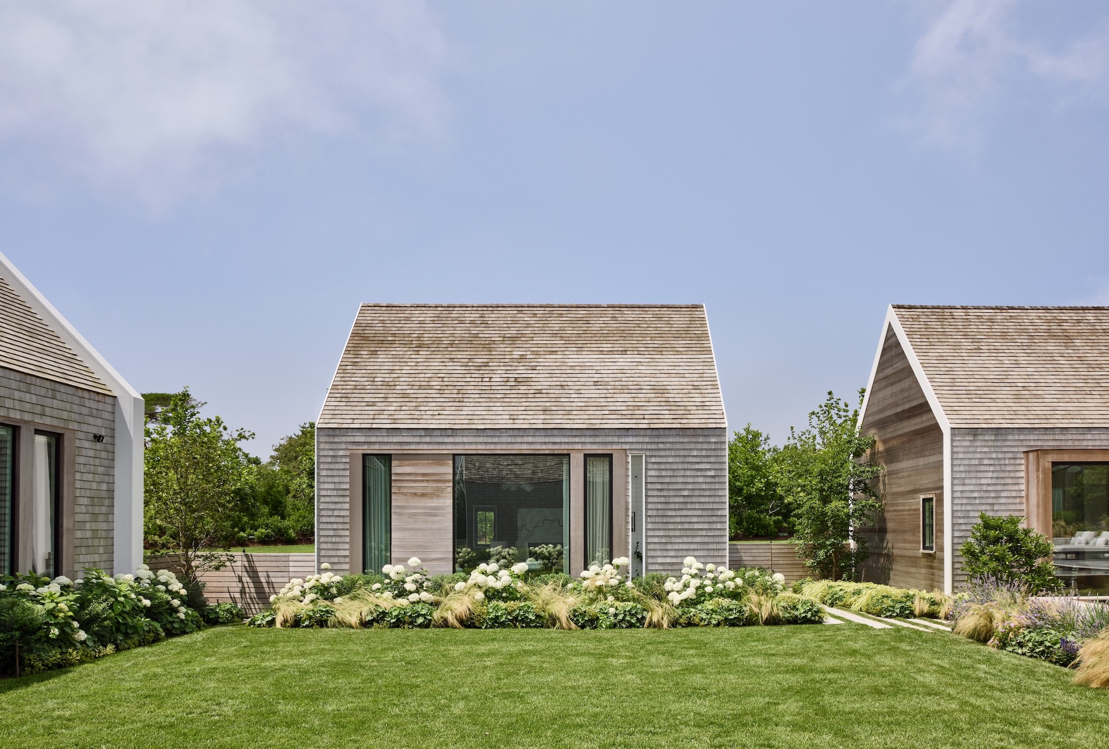 Miroslava-Land-and-Design-Nantucket-Landscape-Architecture-Courtyard-House-Garden