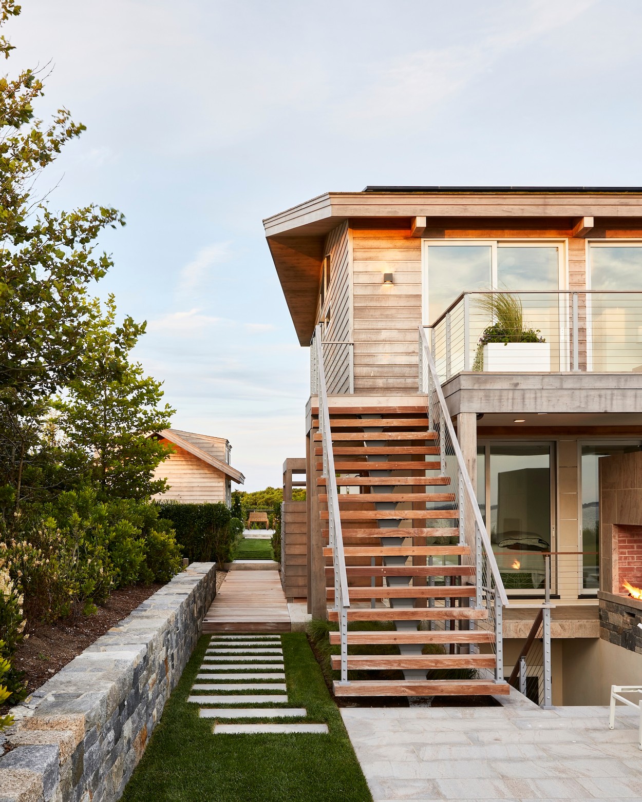 Miroslava-Land-and-Design-Nantucket-Landscape-Architecture-Overlook-Beachfront-Elevated-Home