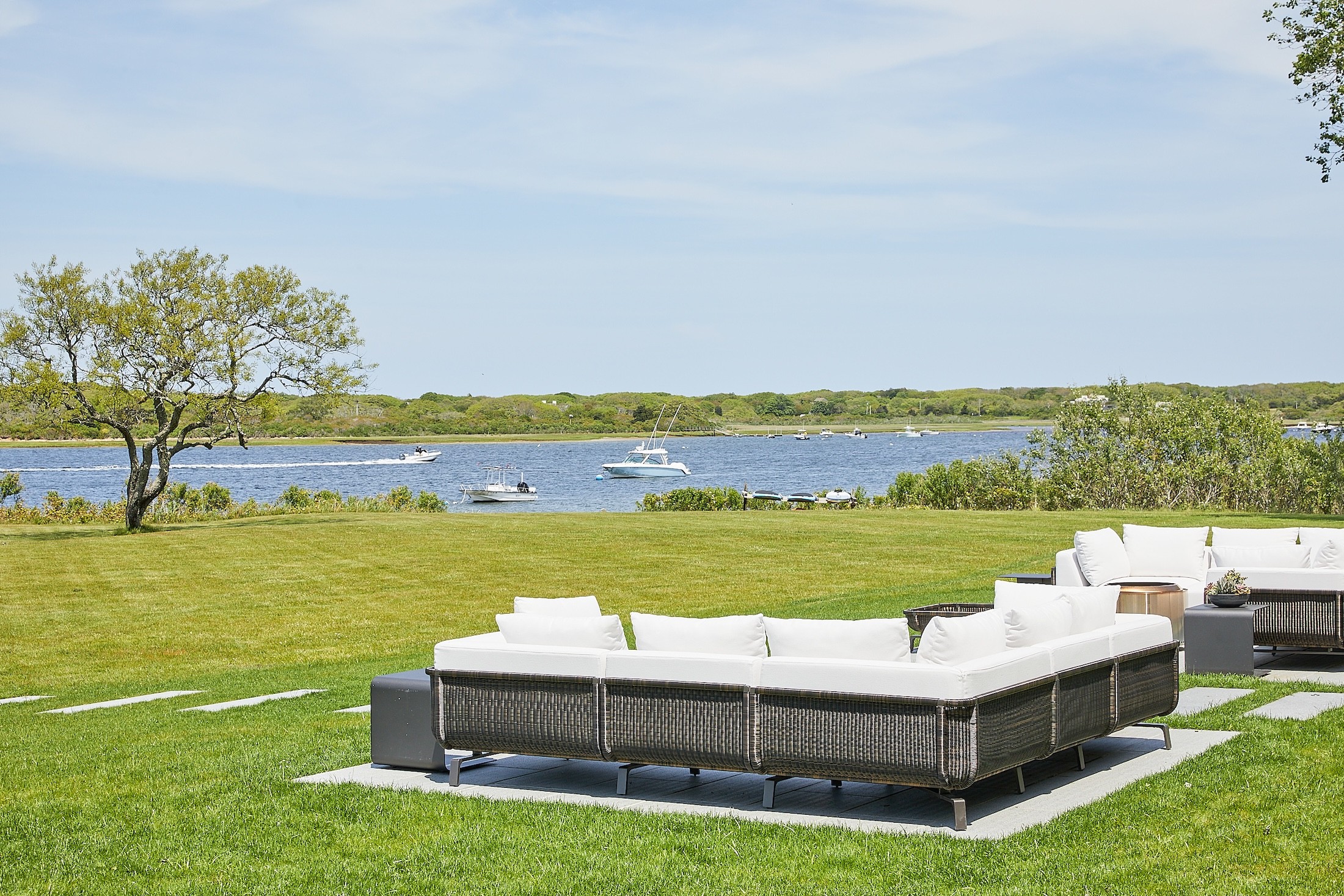 Miroslava-Land-and-Design-Nantucket-Landscape-Architecture-Polpis-Harbor-Outdoor-Lounge-By-Lake
