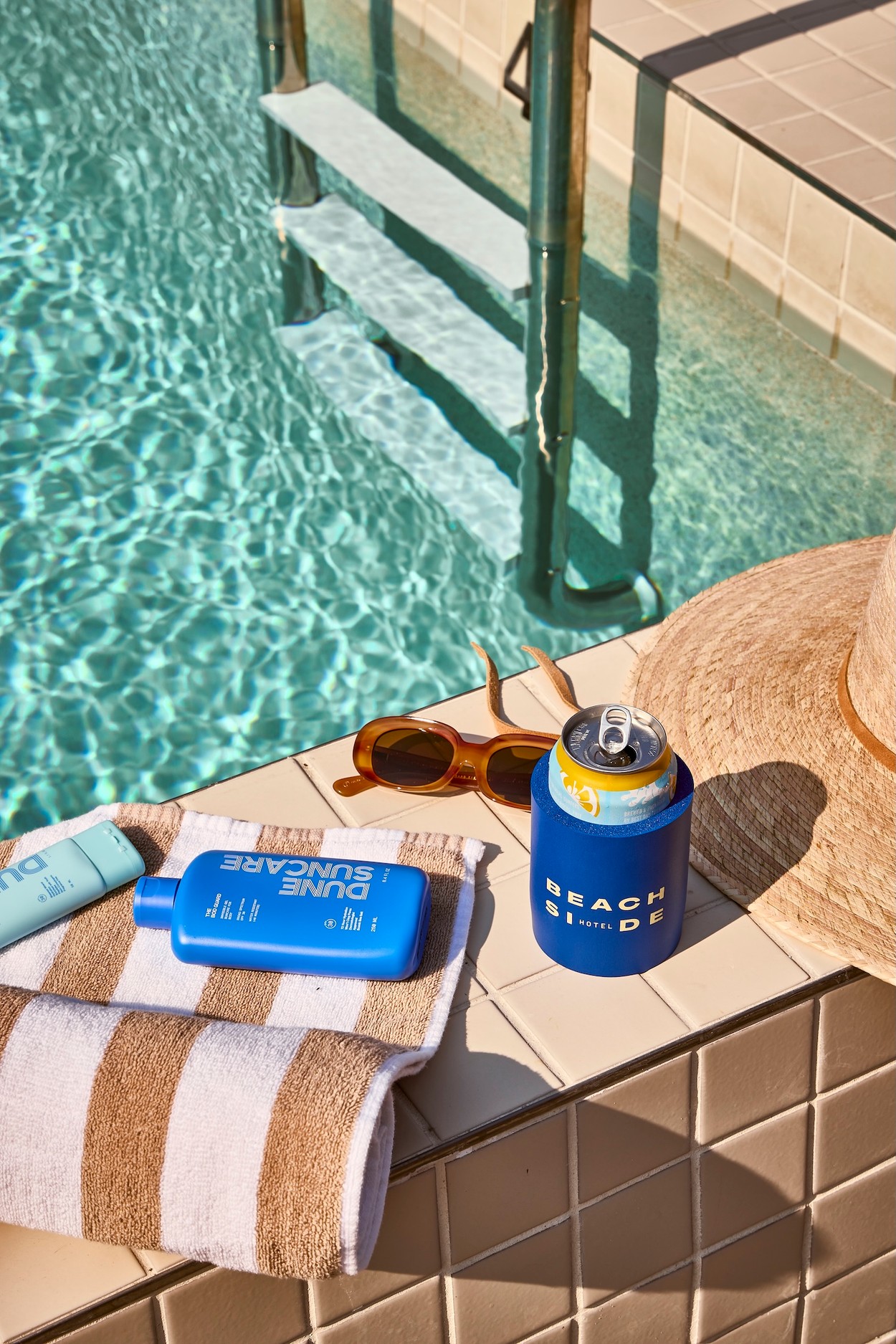 Miroslava-Land-and-Design-Nantucket-Landscape-Architecture-The-Beachside-Poolside-Essentials-Sunshine-Vibes