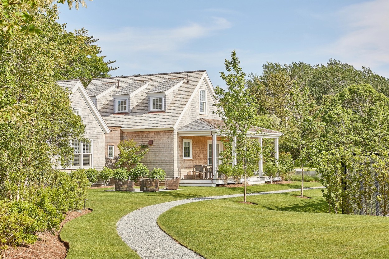 Miroslava-Land-and-Design-Nantucket-Landscape-Architecture-Polpis-Harbor-Serene-Country-Home