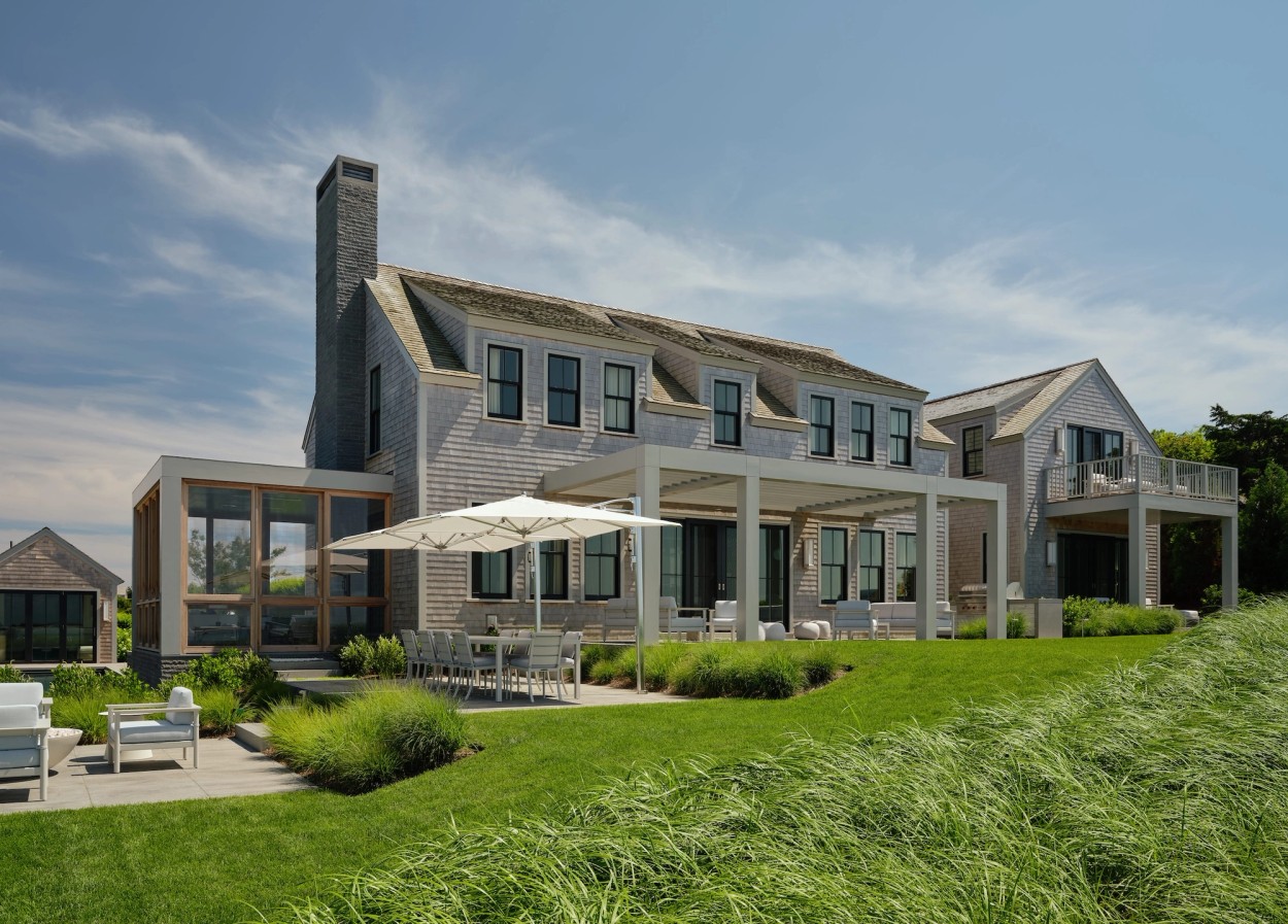 Miroslava-Land-and-Design-Nantucket-Landscape-Architecture-Shawkemo-Retreat- Home-With-Patio