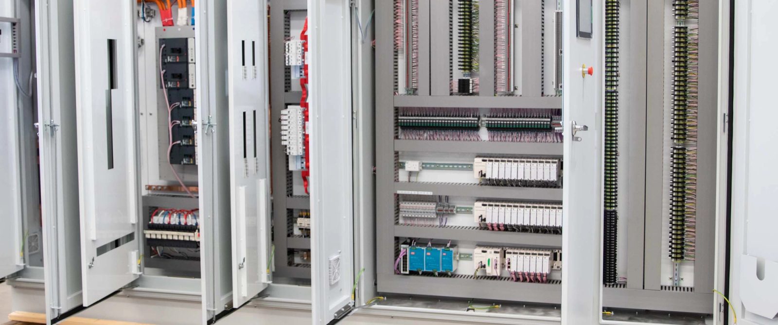 Control Methods PLC vs Relay Logic​​​​‌﻿‍﻿​‍​‍‌‍﻿﻿‌﻿​‍‌‍‍‌‌‍‌﻿‌‍‍‌‌‍﻿‍​‍​‍​﻿‍‍​‍​‍‌﻿​﻿‌‍​‌‌‍﻿‍‌‍‍‌‌﻿‌​‌﻿‍‌​‍﻿‍‌‍‍‌‌‍﻿﻿​‍​‍​‍﻿​​‍​‍‌‍‍​‌﻿​‍‌‍‌‌‌‍‌‍​‍​‍​﻿‍‍​‍​‍‌‍​‌‌‍​‍‌‍​﻿​﻿​‌​﻿​‍​﻿​﻿​‍﻿﻿‌‍‍‌‌‍﻿‍‌﻿‌​‌‍‌‌‌‍﻿‍‌﻿‌​​‍﻿﻿‌‍‌‌‌‍‌​‌‍‍‌‌﻿‌​​‍﻿﻿‌‍﻿‌‌‍﻿﻿‌‍‌​‌‍‌‌​﻿﻿‌‌﻿​​‌﻿​‍‌‍‌‌‌﻿​﻿‌‍‌‌‌‍﻿‍‌﻿‌​‌‍​‌‌﻿‌​‌‍‍‌‌‍﻿﻿‌‍﻿‍​﻿‍﻿‌‍‍‌‌‍‌​​﻿﻿‌‌﻿‌﻿‌‍﻿﻿‌﻿​‍‌‍‌​‌﻿​​‌﻿​‍‌‍‌‌‌﻿​﻿‌﻿​﻿​‍﻿‌‌‍‍﻿‌‍﻿‍‌‍﻿﻿‌﻿‌﻿‌‍﻿​‌‍‌‌‌‍‌​‌‍‌﻿‌‍‌‌‌​​‌‌﻿​‍‌﻿‌​‌‍‍‌‌‍​﻿‌‍﻿​‌‍‌‌​‍﻿‌​﻿‌​​﻿‌‌​﻿‌‍​﻿​​​﻿‍﻿‌﻿‌​‌﻿‍‌‌﻿​​‌‍‌‌​﻿﻿‌‌‍‍﻿‌‍﻿‍‌‍﻿﻿‌﻿‌﻿‌‍﻿​‌‍‌‌‌‍‌​‌‍‌﻿‌‍‌‌‌​​‌‌﻿​‍‌﻿‌​‌‍‍‌‌‍​﻿‌‍﻿​‌‍‌‌​﻿‍﻿‌﻿​​‌‍​‌‌﻿‌​‌‍‍​​﻿﻿‌‌‍‌‍‌‍‌‌‌‍​‌‌﻿‌​‌﻿‌‌‌﻿​‍‌‍‌‌‌‍‌​‌​‍‌‌‍﻿‌‌‍​‌‌‍‌﻿‌‍‌‌​‍﻿‍‌‍​‌‌‍﻿​‌﻿‌​​﻿﻿﻿‌‍​‍‌‍​‌‌﻿​﻿‌‍‌‌‌‌‌‌‌﻿​‍‌‍﻿​​﻿﻿‌‌‍​‌‌‍​‍‌‍​﻿​﻿​‌​﻿​‍​﻿​﻿​‍‌‍‌‍‍‌‌‍‌​​﻿﻿‌‌﻿‌﻿‌‍﻿﻿‌﻿​‍‌‍‌​‌﻿​​‌﻿​‍‌‍‌‌‌﻿​﻿‌﻿​﻿​‍﻿‌‌‍‍﻿‌‍﻿‍‌‍﻿﻿‌﻿‌﻿‌‍﻿​‌‍‌‌‌‍‌​‌‍‌﻿‌‍‌‌‌​​‌‌﻿​‍‌﻿‌​‌‍‍‌‌‍​﻿‌‍﻿​‌‍‌‌​‍﻿‌​﻿‌​​﻿‌‌​﻿‌‍​﻿​​​‍‌‍‌﻿‌​‌﻿‍‌‌﻿​​‌‍‌‌​﻿﻿‌‌‍‍﻿‌‍﻿‍‌‍﻿﻿‌﻿‌﻿‌‍﻿​‌‍‌‌‌‍‌​‌‍‌﻿‌‍‌‌‌​​‌‌﻿​‍‌﻿‌​‌‍‍‌‌‍​﻿‌‍﻿​‌‍‌‌​‍‌‍‌﻿​​‌‍​‌‌﻿‌​‌‍‍​​﻿﻿‌‌‍‌‍‌‍‌‌‌‍​‌‌﻿‌​‌﻿‌‌‌﻿​‍‌‍‌‌‌‍‌​‌​‍‌‌‍﻿‌‌‍​‌‌‍‌﻿‌‍‌‌​‍﻿‍‌‍​‌‌‍﻿​‌﻿‌​​‍‌‍‌﻿​​‌‍‌‌‌﻿​‍‌﻿​﻿‌﻿​​‌‍‌‌‌‍​﻿‌﻿‌​‌‍‍‌‌﻿‌‍‌‍‌‌​﻿﻿‌‌﻿​​‌﻿‌‌‌‍​‍‌‍﻿​‌‍‍‌‌﻿​﻿‌‍‍​‌‍‌‌‌‍‌​​‍​‍‌﻿﻿‌